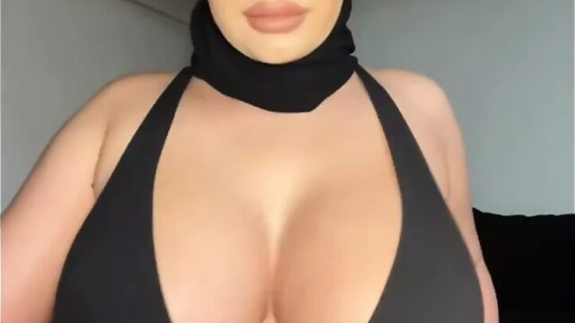 SelmaAzmani Big Tits