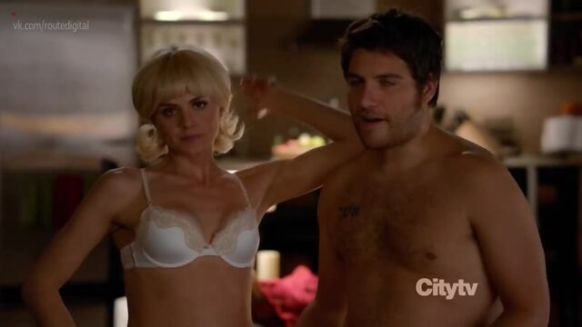 Eliza Coupe sexy - Happy Endings s02e10 (2012) Nude? Sexy! Watch Online / Элиза Куп - Счастливый конец