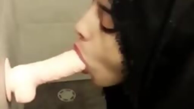 Hijab ARAB TEEN HIJAB SLAVE DILDO GAG TRAINING мусульманка сосет секс эротика Teen, Hardcore, Cum Blowjob Creampie Porn Blowjob